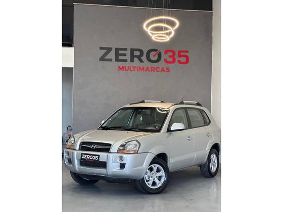 HYUNDAI TUCSON 2.0 MPFI GLS 16V 143CV 2WD FLEX 4P AUTOMÁTICO HYUNDAI TUCSON 2.0 MPFI GLS 16V 143CV 2WD FLEX 4P AUTOMÁTICO